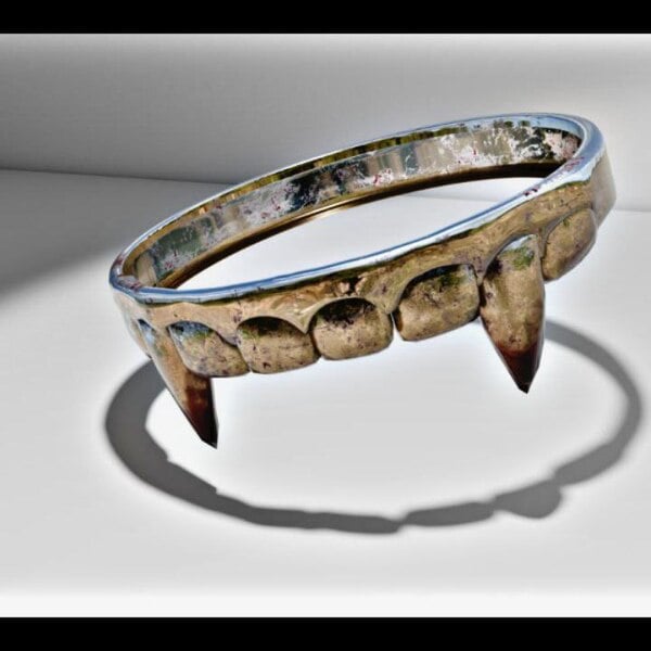 vampire phangs ring (silver)