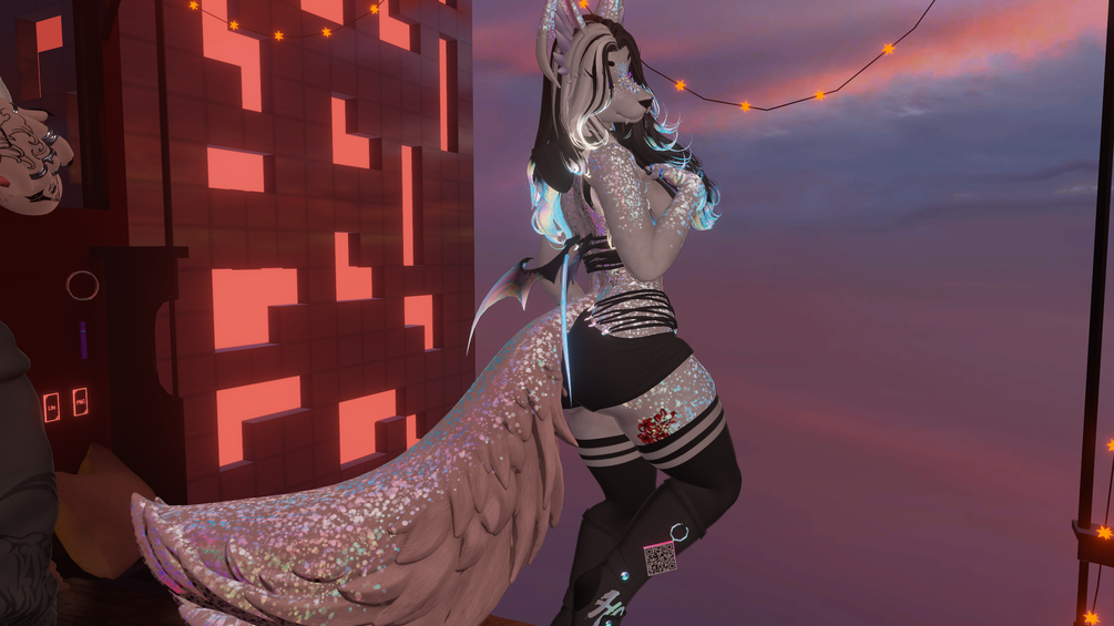 Simple white freckled alice 