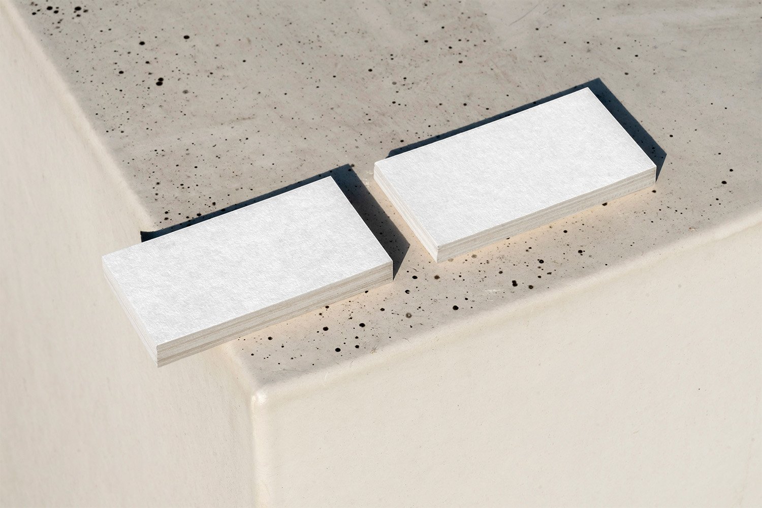 Free Business Card Mockup Mo.7