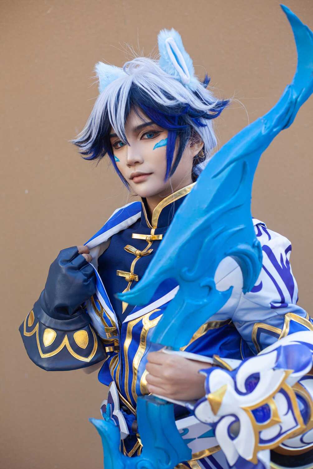 porcelain-ezreal-and-lux-skin-cosplay