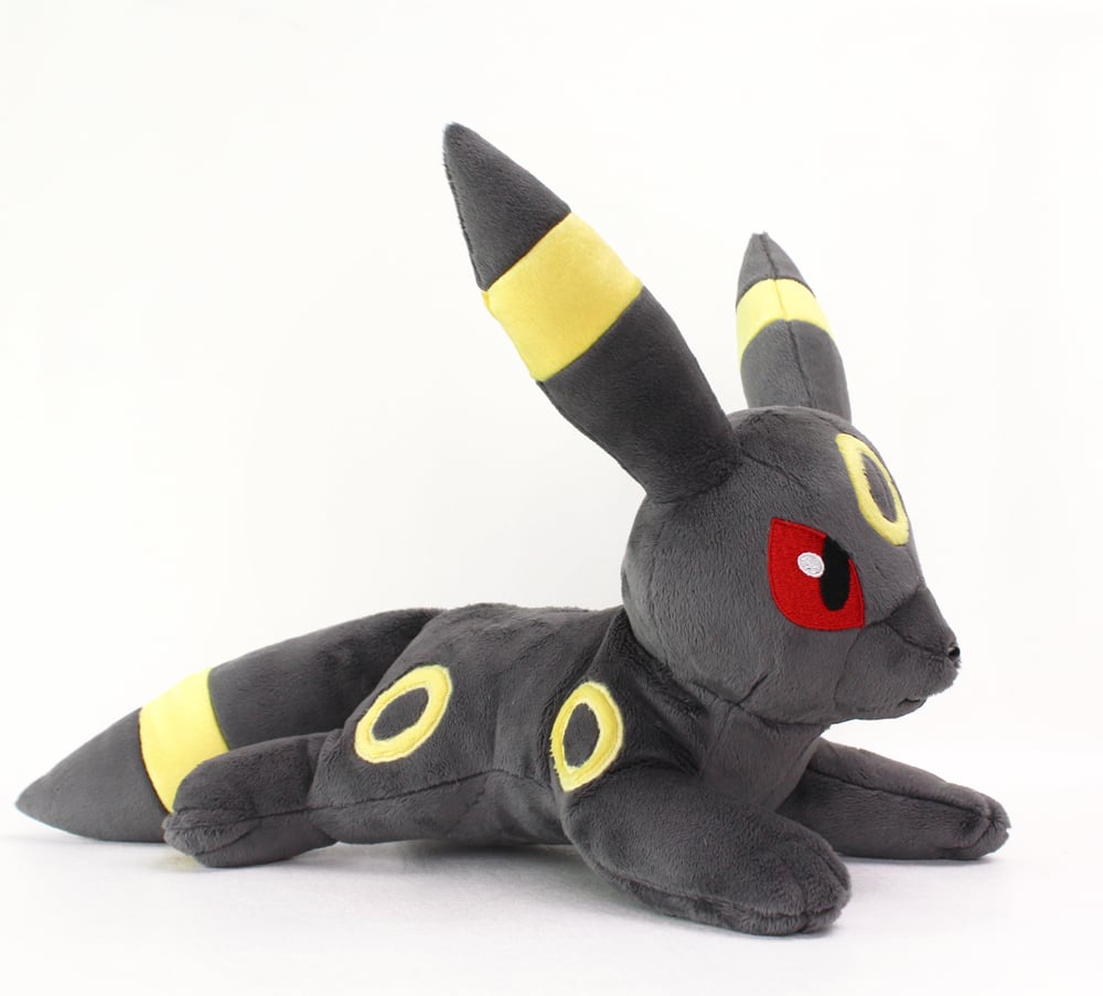 Free sewing pattern Umbreon Pokemon plush