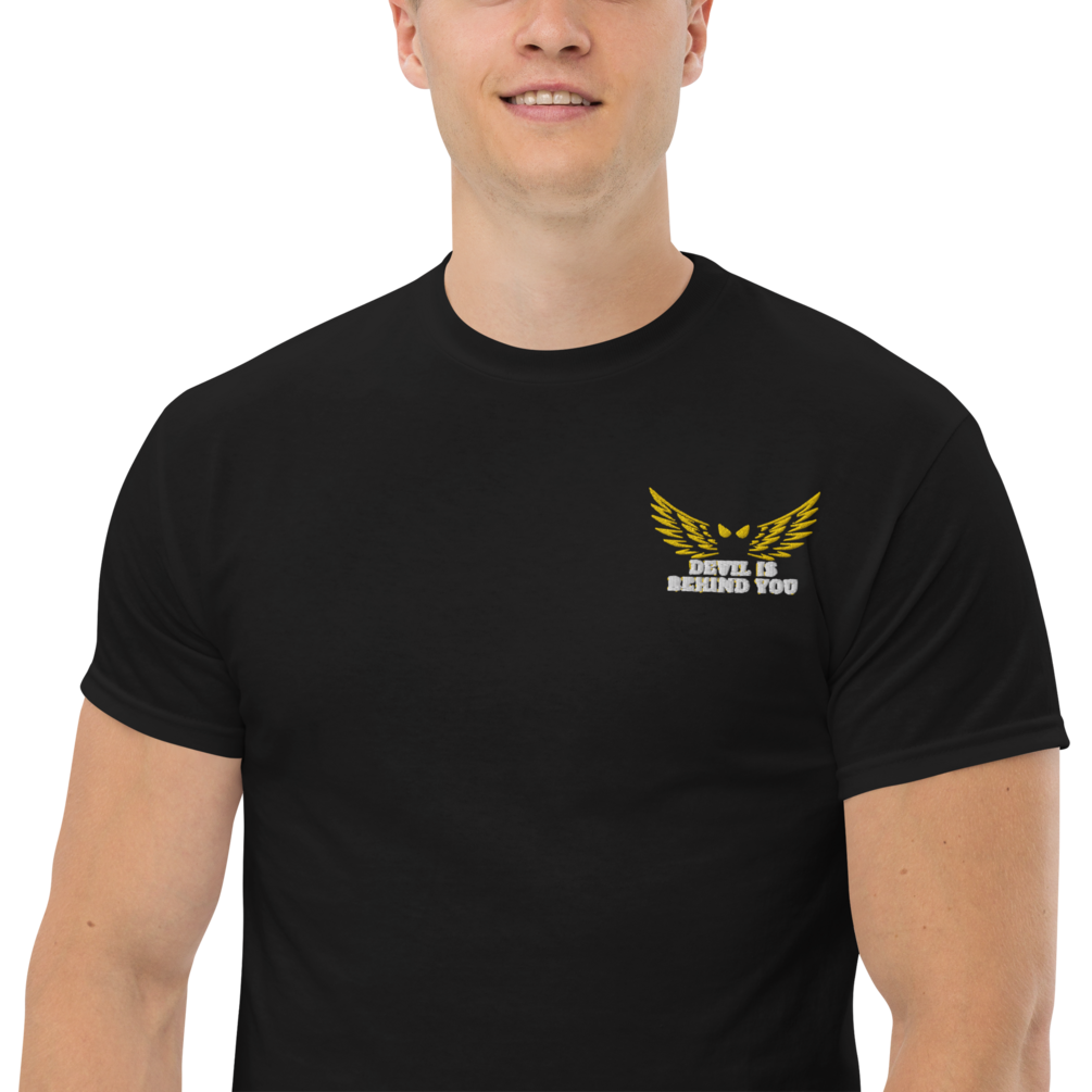 Gildan Classic T-shirt Uomo - Taglia L: La Maglietta Basic Di Qualità, Vestibilità Comoda. Prodotto Garantito Da VISHTEA, Soddisfazione Assicurata.