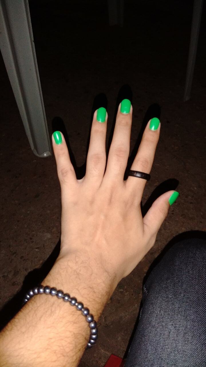Hands fetish