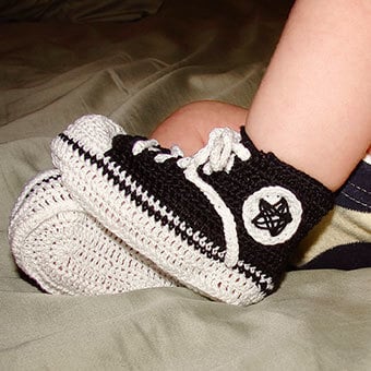 Crochet converse high online tops pattern