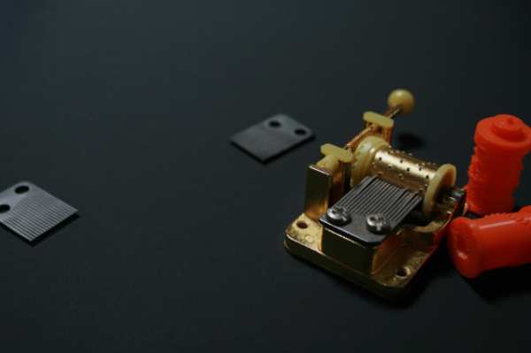 (aq) Music Box Instrument Rack