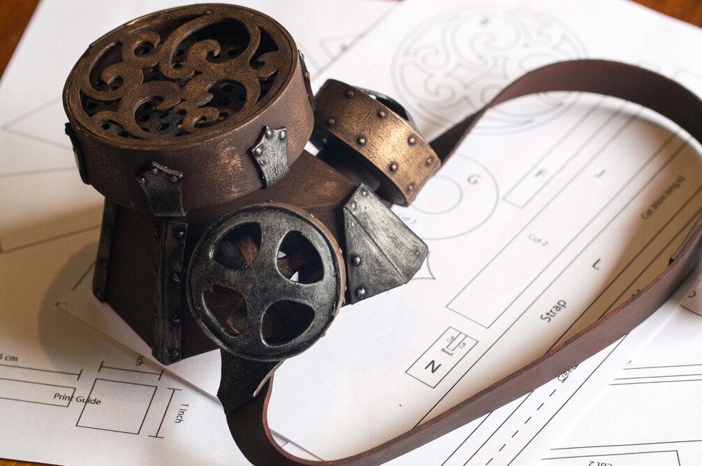 steampunk-gas-mask-downloadable-pattern