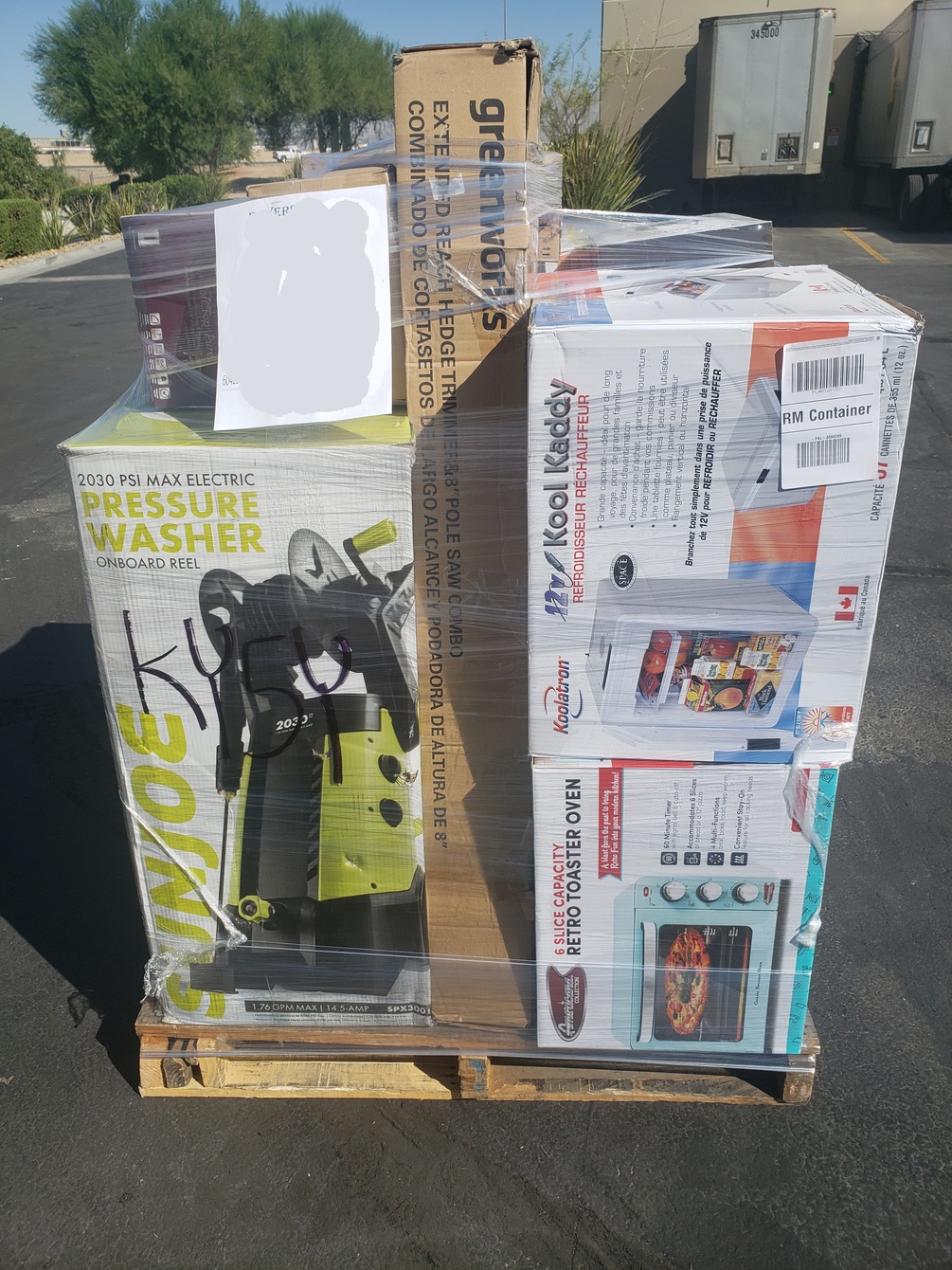 Learn how to buy Liquidation Pallets from top retail companies and make