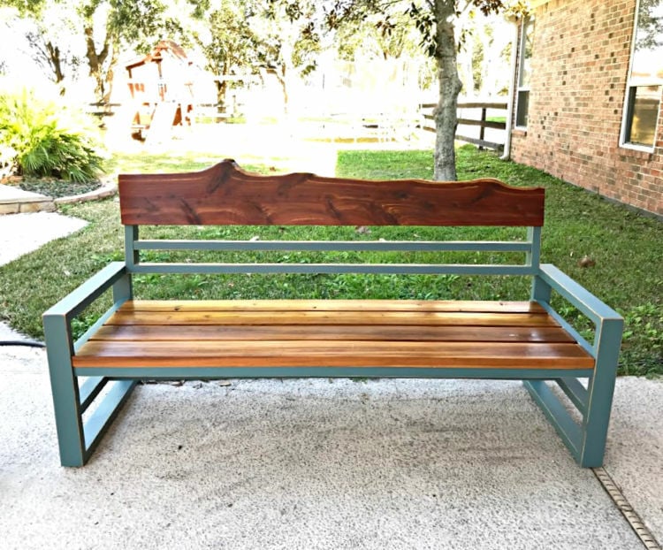 DIY Outdoor Bench from 2x4's