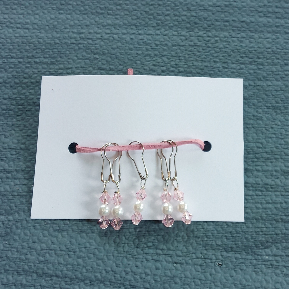 Pink Faceted with Pearl Light Bulb Stitch Markers/Progress Keepers