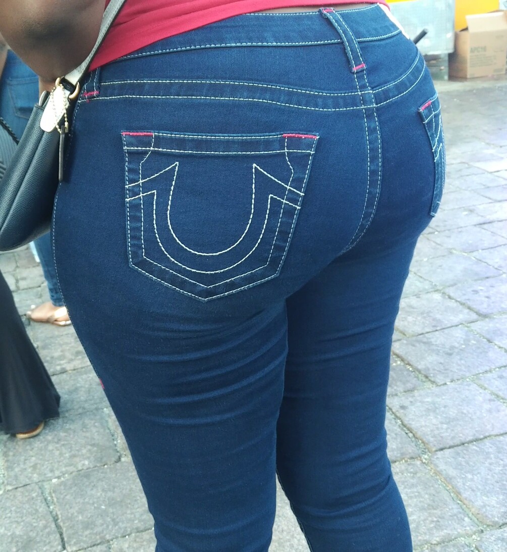 Candid ass booty 4-2