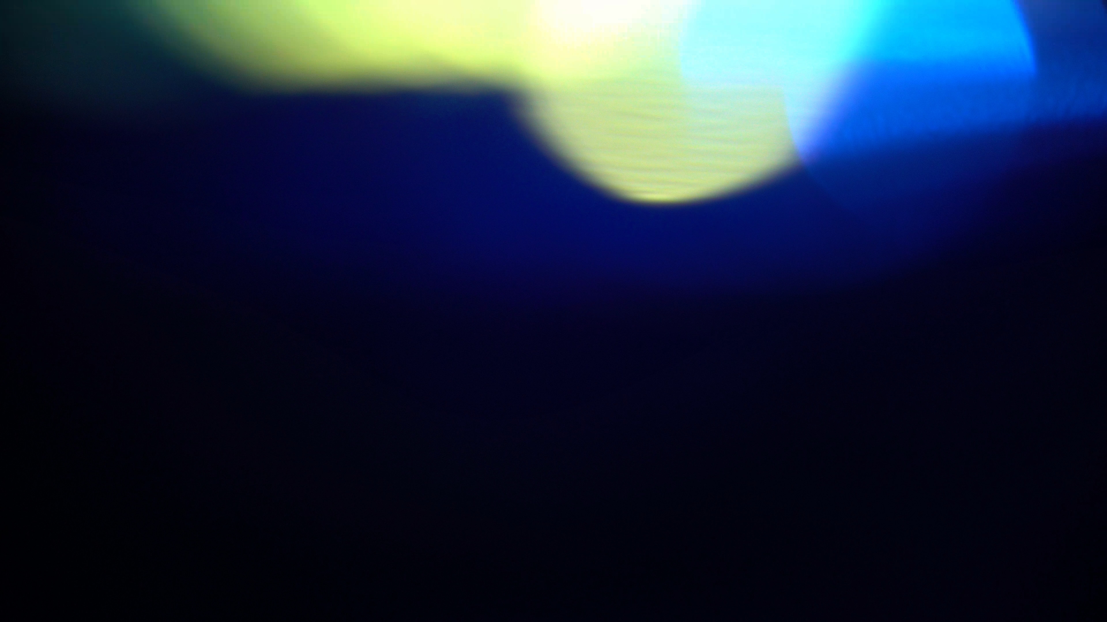 Motion Light Leaks Video Footage for Overlays & Transition Effects in 4K