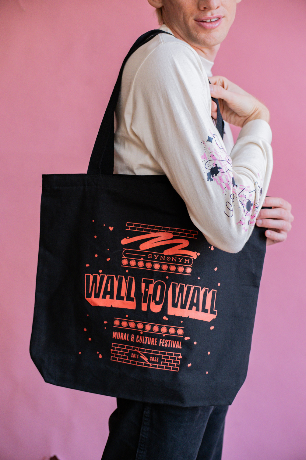 Synonym/WalltoWall Tote Bag